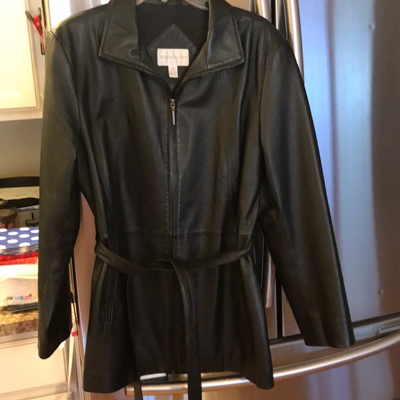 Worthington Jackets & Blazers - EUC Women’s leather coat